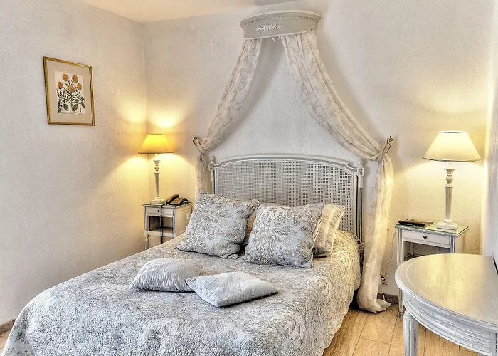 ベストウエスタン ロランジェリー ニーム