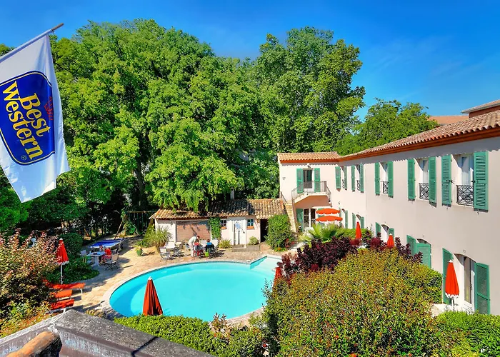 Western L'orangerie מלון נים